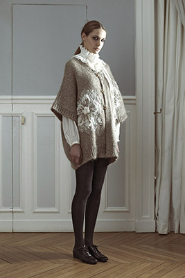 styliste knitwear designer mode fashion maille dress Robe femme womenswear adam jones paris collection AI