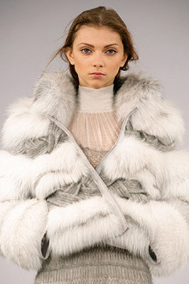 styliste knitwear designer mode fashion maille dress Robe femme womenswear adam jones paris collection oslo