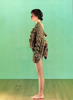 styliste knitwear designer mode fashion maille dress Robe femme womenswear dior publication press magazine
